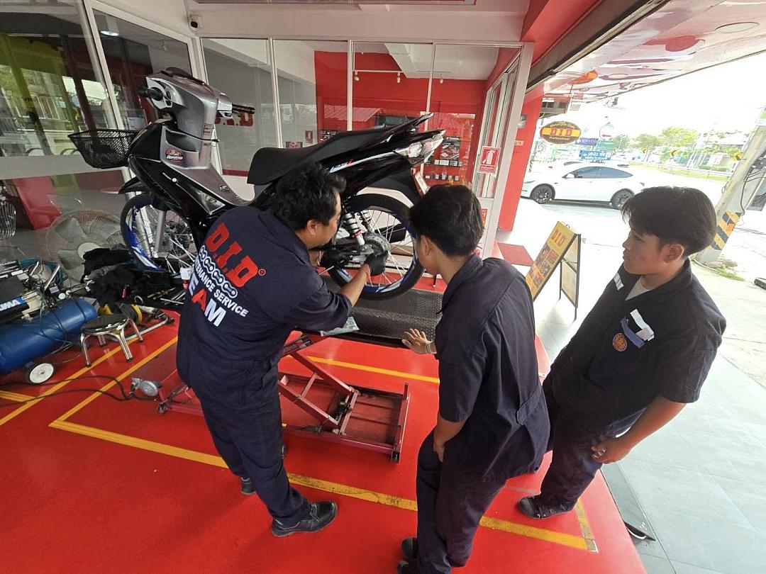 Turano ชุดโซ่สเตอร์คุณภาพสูง ดูแลใส่ใจทุกเคส ตอบโจทย์การใช้งานรถจักรยานยนต์ทุกสไตล์