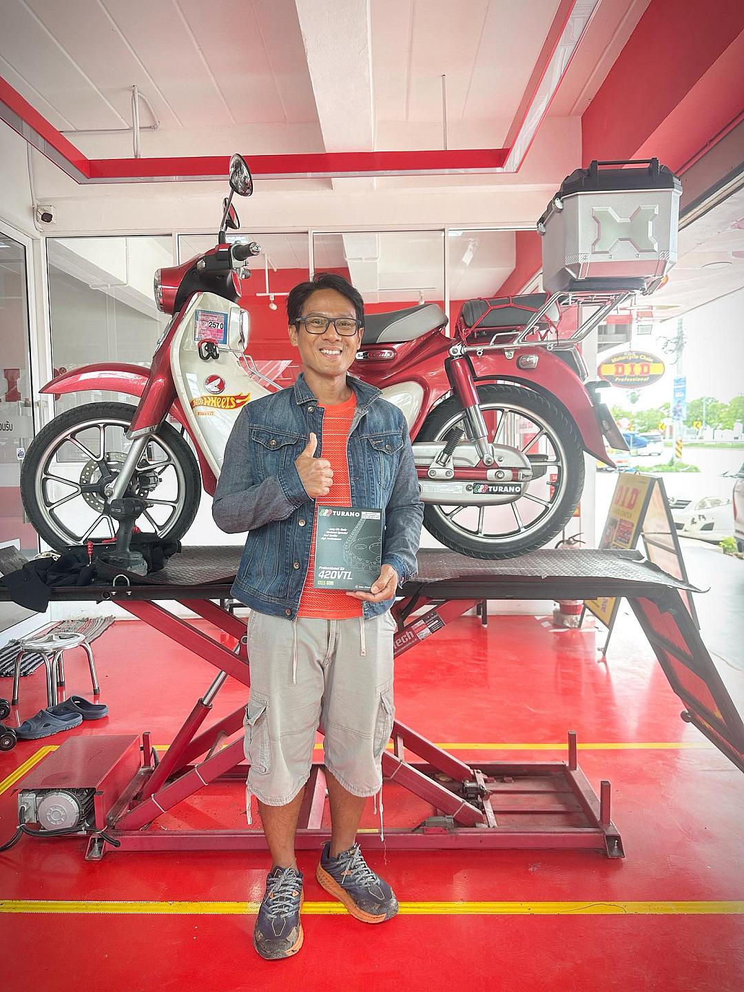 ลูกค้าจากนนทบุรีเดินทางมาเปลี่ยนชุดโซ่สเตอร์ Turano 420VTL ที่ DID Service Center